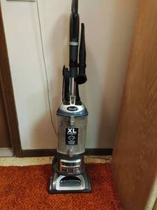 lot 87 image: Shark Professional Navigator Lift Away Vacuum