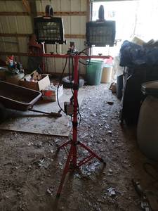 lot 306 image: Craftsman Portable Work Light
