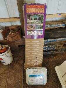 lot 327 image: Shadehouse & Mosquito Net