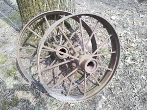 lot 23 image: Wagon Wheels  2
