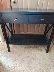 lot 168 image: Hallway Table