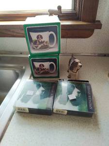 lot 220 image: Collection of Springer Spaniel Related items