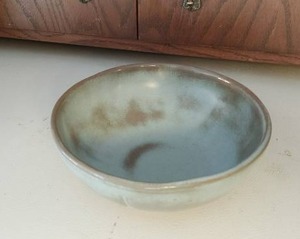 lot 221 image: Frankoma Serving Bowl #224
