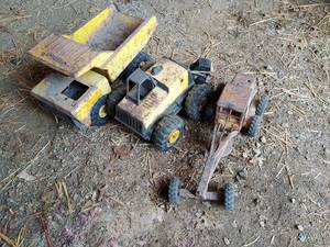 lot 358 image: Four Vintage Tonka Trucks