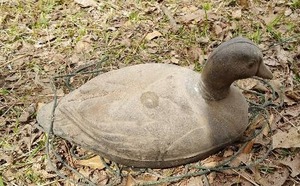 lot 389 image: Old Duck Decoy