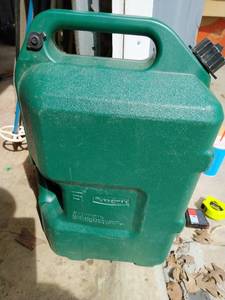lot 492 image: Water Container