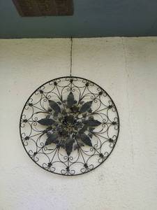 lot 37 image: Wall Dcor