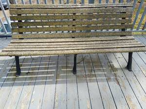 lot 34 image: Park Bench