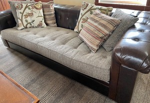 lot 1 image: Amazing Stickley Chicago Sofa