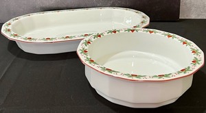lot 64 image: Porsgrund Hearts and Pines  9 Vegetable Bowl and Porgsrund Hearts and Pines Oval Platter