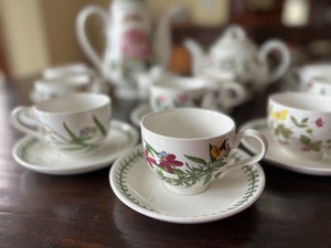 lot 76 image: Portmeirion Botanic Garden Tea Set