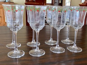 lot 85 image: Eight Hearts and Pines Wine Glasses