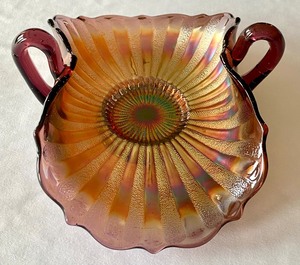 lot 88 image: Beautiful Carnival Glass Fenton Smooth Rays Iridescent Purple Bowl