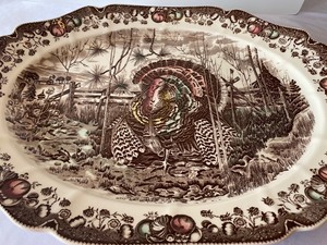 lot 95 image: Johnson Brothers His Majesty Large Serving Platter