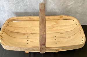 lot 229 image: Wooden Basket and Metal Napkin Holder