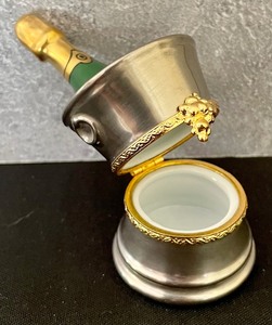 lot 239 image: Limoges Champaign Bottle Trinket Box