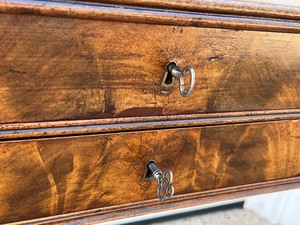 lot 111 image: Antique Mahogany Work Table or Petite Desk