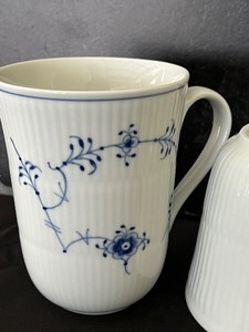 lot 108 image: Pair of Royal Copenhagen Mugs and Three Royal Copenhagen White Fluted Plain Mugs