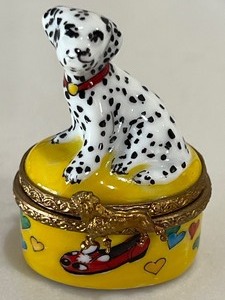 lot 141 image: Miniature Dalmatian Figurine Limoges Trinket Box