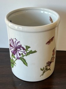 lot 139 image: Cordon Bleu Floral Design Utensil Crock