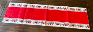 lot 150 image: Hearts and Pines Table Runner