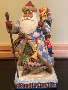 lot 168 image: Four Jim Shore Figurines