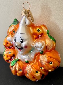 lot 284 image: Christopher Radko Giggles and Boo Ornament