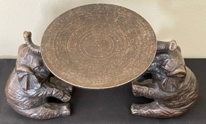 lot 289 image: San Pacific International Brass Elephant Candle Holder