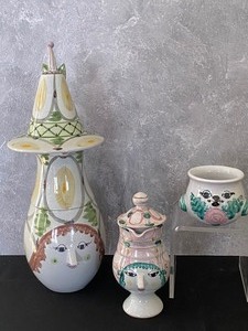 lot 291 image: Three Pieces of Bjorn Winblad Pottery