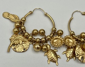 lot 195 image: 14k Vacation Themed  Charm Earrings