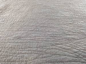 lot 302 image: Pottery Barn King Size Comforter and Matching Shams