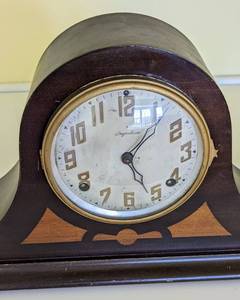 lot 331 image: Ingraham Mantle Clock