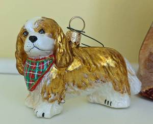 lot 362 image: Three Adorable Blown Glass Dog Figurine Ornaments