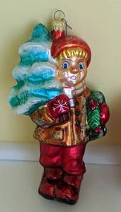 lot 366 image: Three Christopher Radko Children and Santa with Elves Ornaments