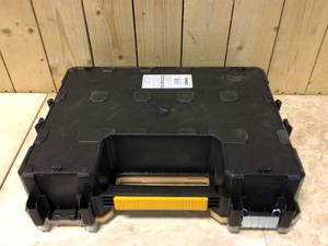 10-Compartment Deep Pro Small Parts Organizer by DEWALT Customer Returns See Pictures