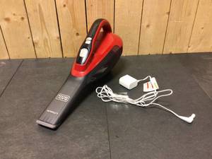 lot 77 image: BLACKDECKER Dust Buster 10.8-Volt Cordless Handheld Vacuum Open box