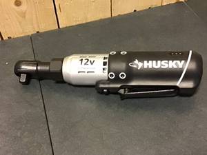 lot 89 image: Husky 38 in. Drive 12-Volt Lithium-Ion Cordless Ratchet