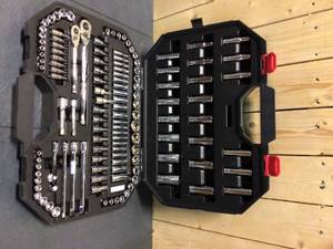 lot 94 image: 125-PIECE MECHANICS TOOL SET WITH PRO ACCESS RATCHETS Open box