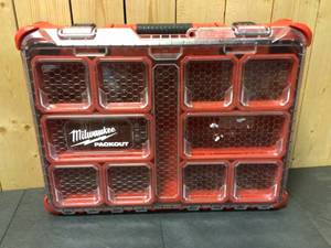 Milwaukee PACKOUT 11-Compartment Impact Resistant Portable Small Parts Organizer - Good Condition - Review all pictures