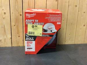 Milwaukee 450 Lumens LED SpotFlood Headlamp with Hardhat - Good Condition - Review all pictures