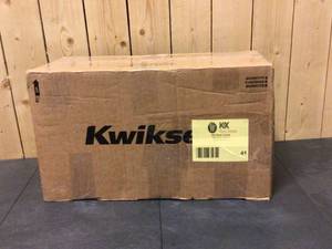 Kwikset Tylo Antique Brass Exterior Entry Door Knob and Double Cylinder Deadbolt Combo Pack - Lot of 6 - Review all pictures