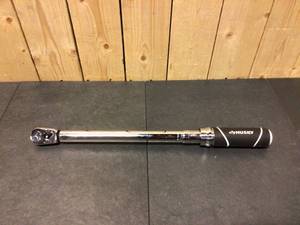 Husky 20 ft. lbs. to 100 ft. lbs. 38 in. Drive Torque Wrench - Good Condition - Review all pictures