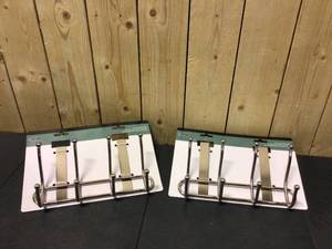 Liberty 9 in. Satin Nickel Over-the-Door Ball End Hook Rack - Good Condition - Review all pictures