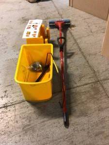 Mix Lot of Yellow Cleaner - In good condition - Review all pictures