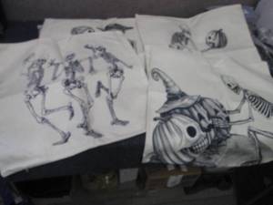 3- 4pks Halloween Pillow Covers 18x...