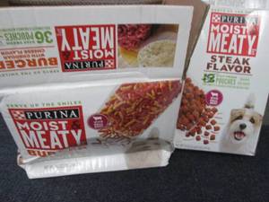 Purina Moist & Meaty Pouches...