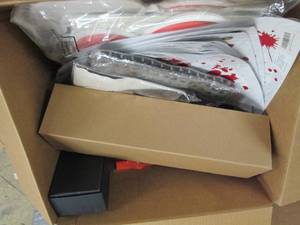 box of table tree lamp, fake rose ,...
