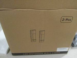 2 pack of integrated led wall ligh...