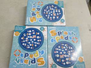 3 splash pads ...