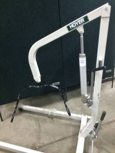 lot 2 image: MSRP $1900 Top Of The Line In High Quality Hoyer Haudraulic Patient Lifts with Sling On Wheels - 400lb Capacity 6 Point Cradle Many Uses For This Powerful Lift - Mechanics, Veterinary Clinics, Etc. Great Condition